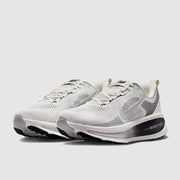 Nike Vomero 18