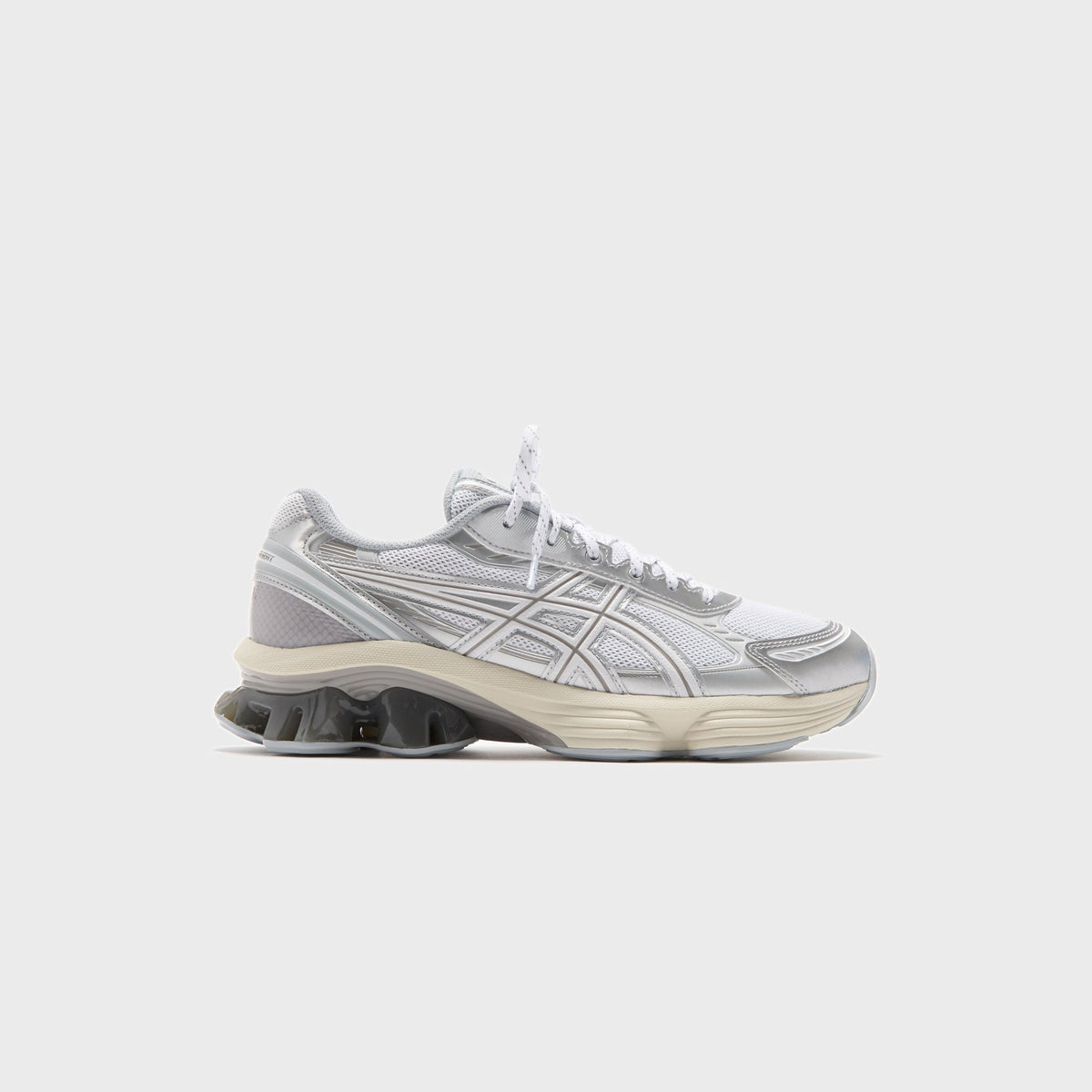 Asics Gel-Kinetic Fluent - White / White