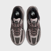 Nike Zoom Vomero 5 - College Grey / Black / Cave Stone