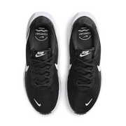 Nike Revolution 8